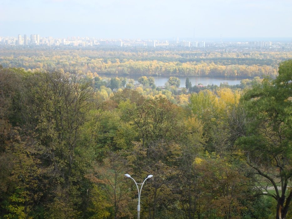 ukraineoct0953viewovereastkiev.jpg