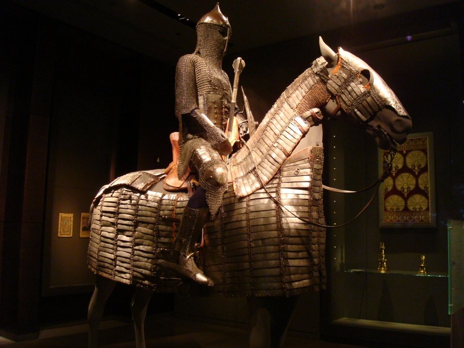 qatarnov0977steelchainarmourforhorseandrider.jpg